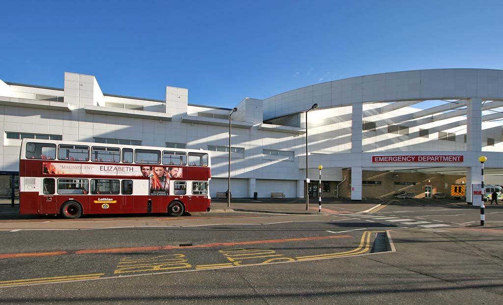 Lothian Buses  -  Terminus  -  Royal Infirmary  -  Route 18