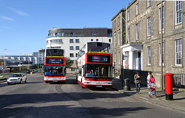 Lothian Buses  -  Terminus  -  Granton  -  Route 19
