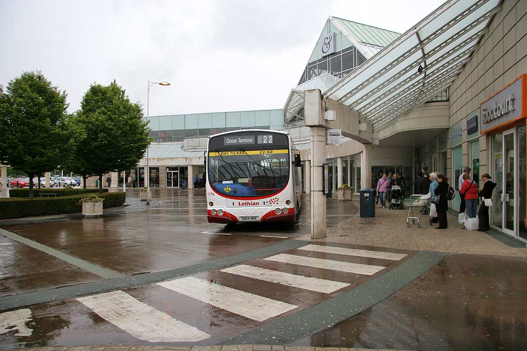 Lothian Buses  -  Terminus  - Gyle Centrel  -  Route 22