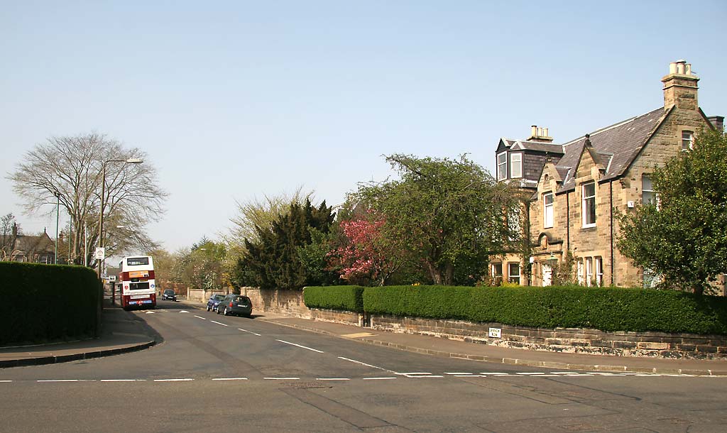 Lothian Buses  -  Terminus  -  Trinity  -  Route 23