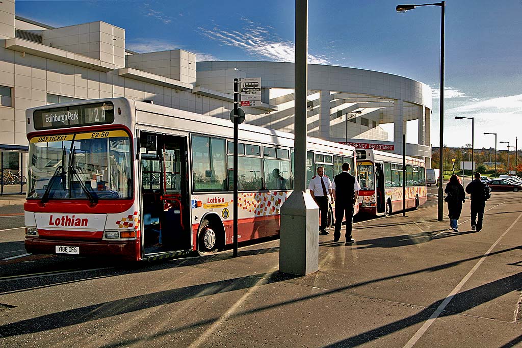 Lothian Buses  -  Terminus  -  Royal Infirmary  -  Route 24