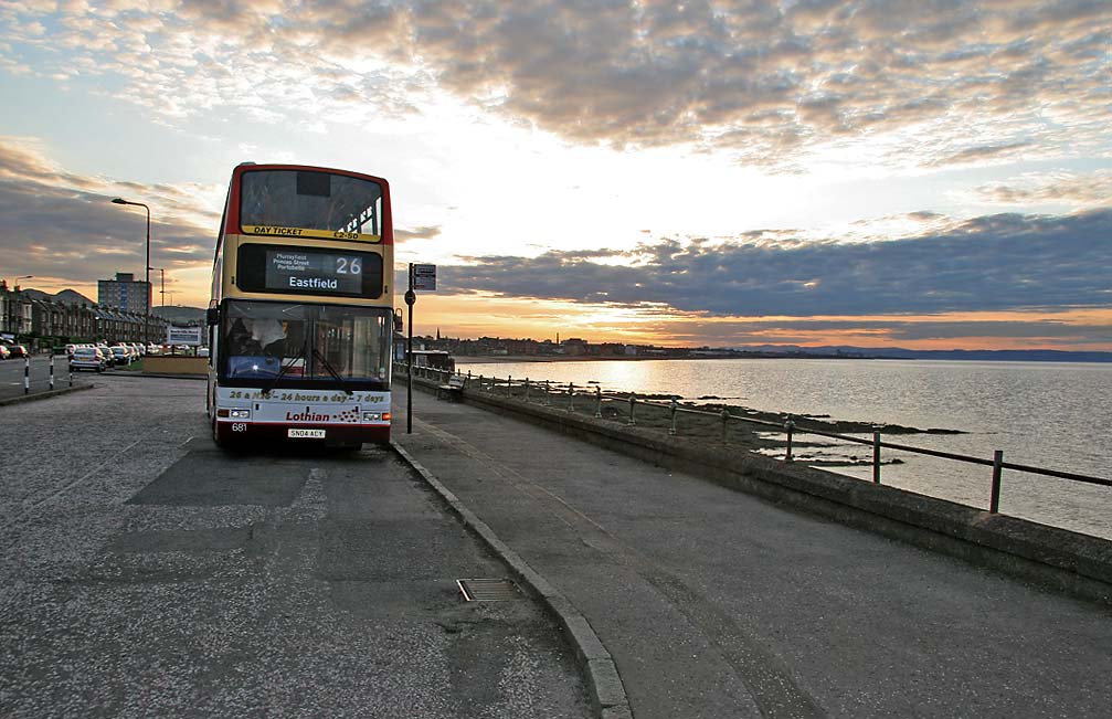 Lothian Buses  -  Terminus  - Eastfield  -  Route 26