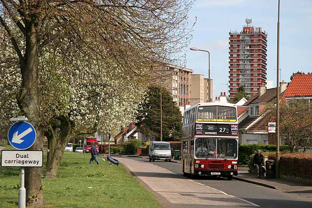 Lothian Buses  -  Terminus  -  Silverknowes  -  Route 27