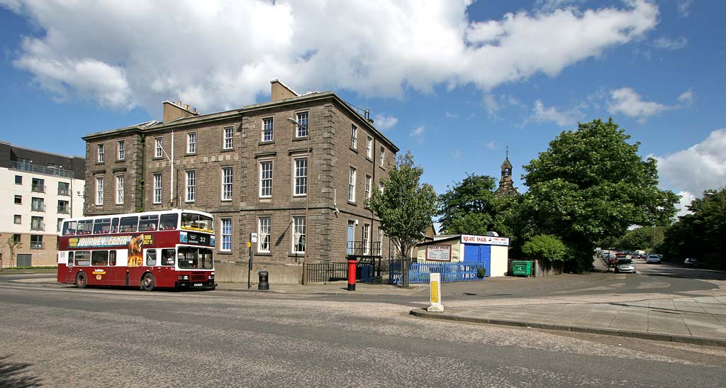 Lothian Buses  -  Terminus  -  Granton -  Route 32