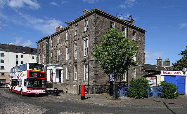 Lothian Buses  -  Terminus  -  Granton -  Route 32