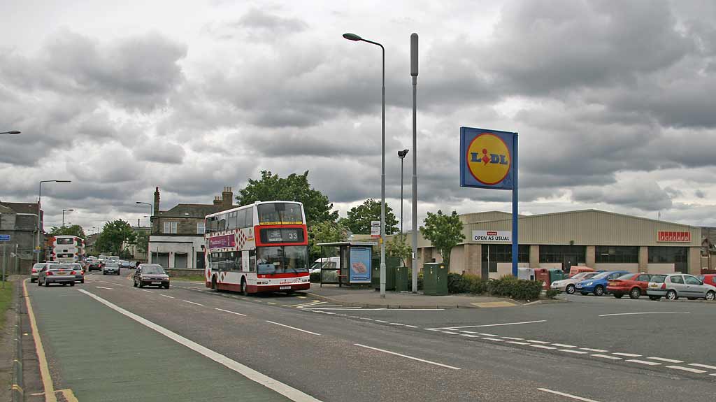 Lothian Buses  -  Terminus  -  Ferniehill  -  Route 33