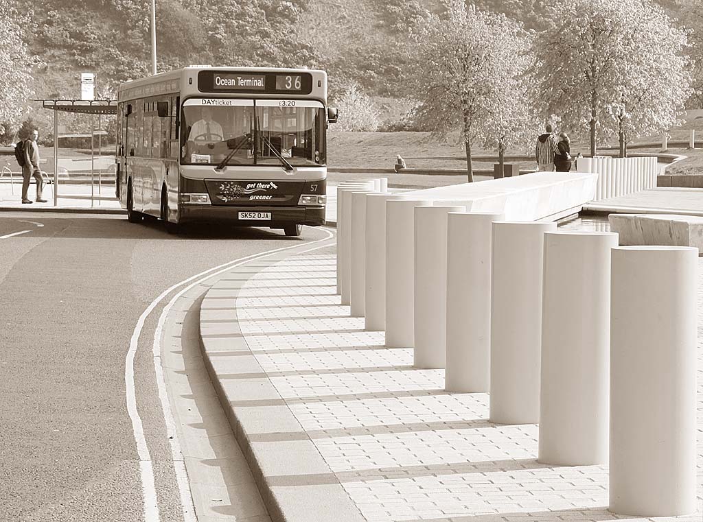 Lothian Buses - Terminus - The Scottish Parliament & Holyrood - Route 36