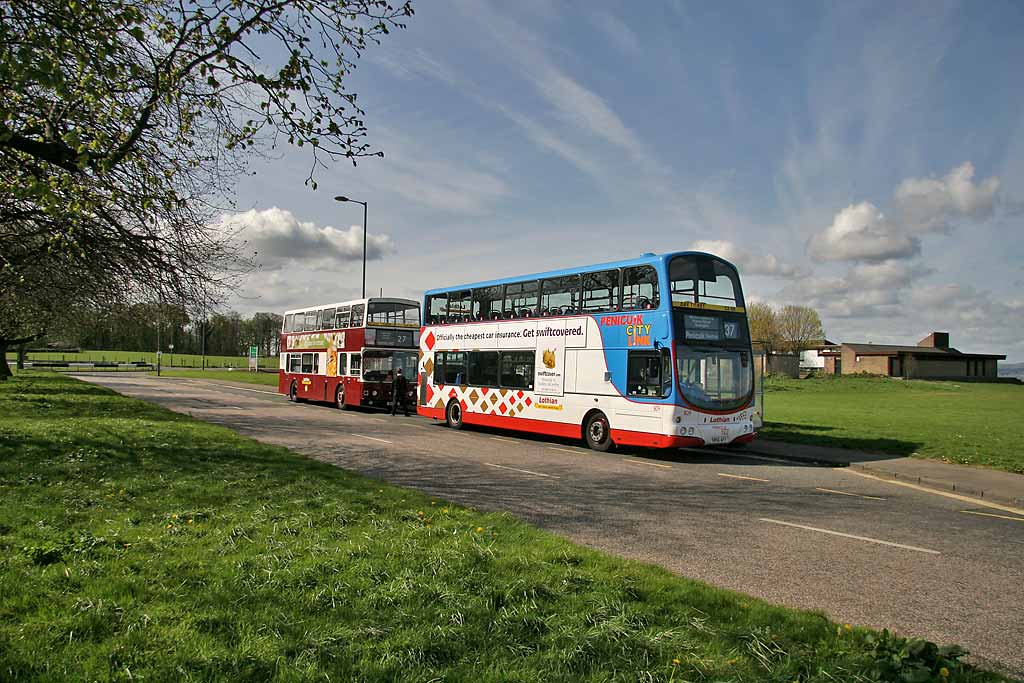 Lothian Buses  -  Terminus  -  Silverknowes  -  Route 42