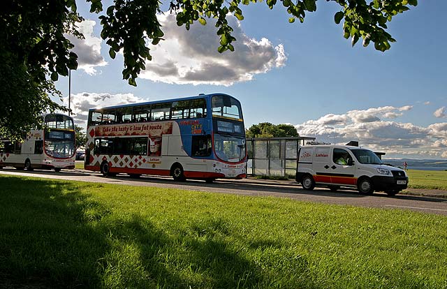 Lothian Buses  -  Terminus  -  Silverknowes  -  Route 37
