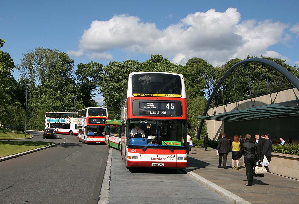 Lothian Buses  -  Terminus  -  RBS Gogarburn  - Route 45