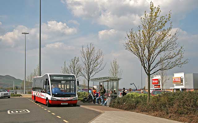 Lothian Buses  -  Terminus  -  Fort Kinnaird  -  Route 69