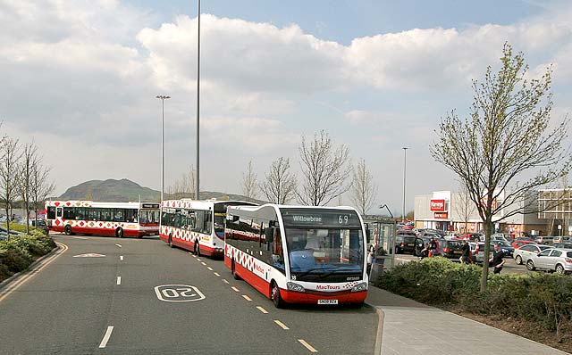 Lothian Buses  -  Terminus  -  Fort Kinnaird  -  Route 69