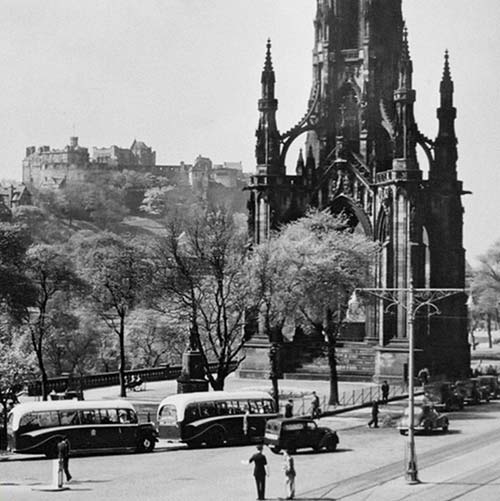 Waverley Bridge  -  Edinburgh Castle in the background