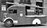 Edinburgh Auxiliary Fire Servive  -  first Ford Heavy Unit at Stockbridge