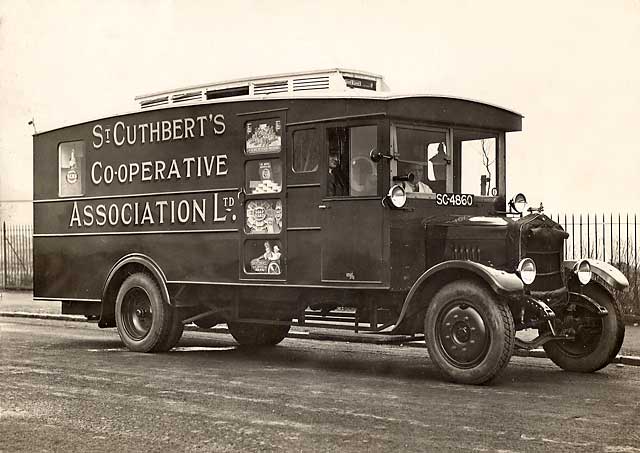 0_edinburgh_transport_cars_vans_lorries_-_co-op_sc4860.jpg