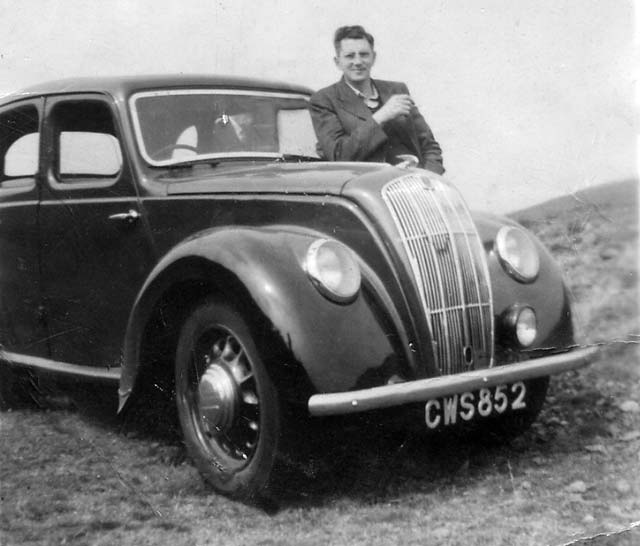 Cars in Edinburgh in the 1950s