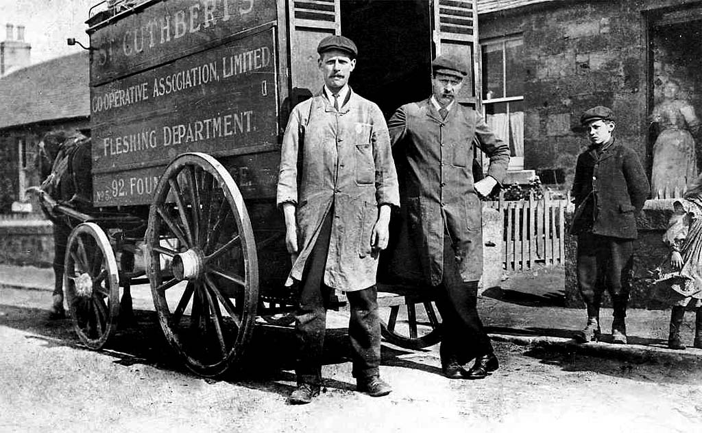 St Cuthbert's Flesher's Dept horse-drawn van at Gilmerton