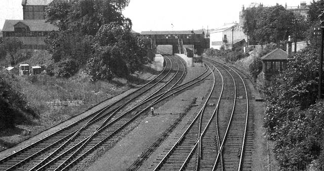 Edinburgh Railways   -  Newhaven Station  -  1932