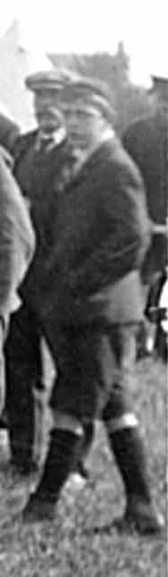 Boy in 1911 clothing