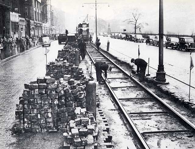 Tram Line Repairs  -  Princes Street  -  1953