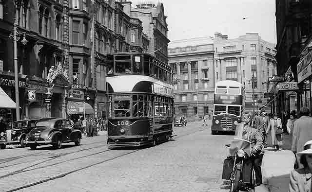 Trma No.106 on a 'Zoo Extra' service in Shandwick Place