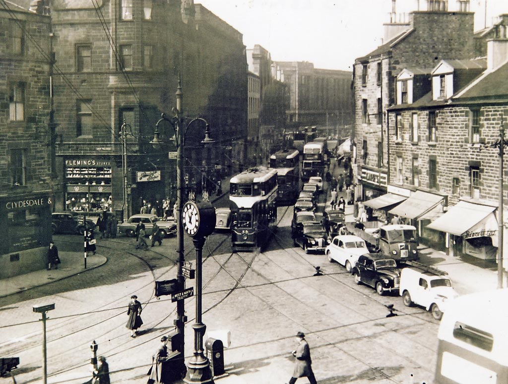 Trams and other traffic at Tollcross