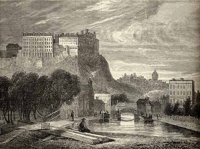 Engraving in 'Old & New Edinburgh' - Edinburgh Castle from Port Hopetoun