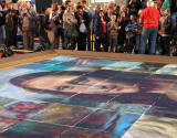 Recreating the Mona Lisa by Rolf Harris and his teamRolf Harris's team at The Mound, Edinburgh  -  28 August 2005