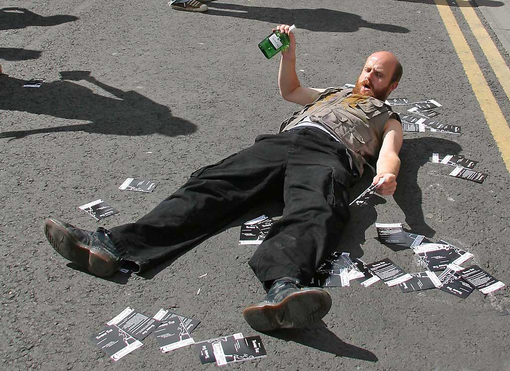 Edinburgh Festival, 2006 - Street Entertainers