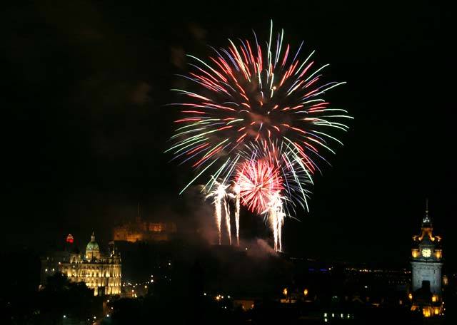 Edinburgh Festival Fireworks 2006 - seen from Calton Hill