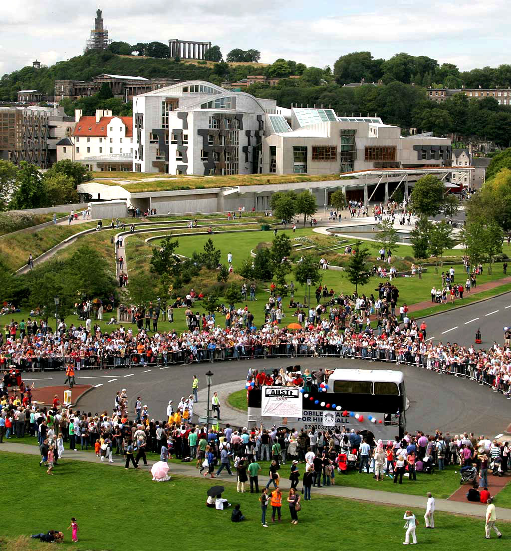 Edinburgh Festival Parade in Holyrood Park  -  August 9, 2009