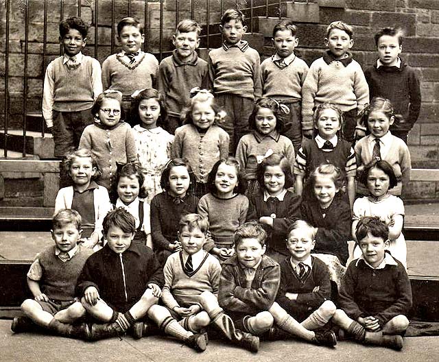 Castle Hill Primary School Class  -  49-50