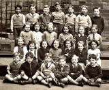Castle Hill School -  class photo  -  1949-50