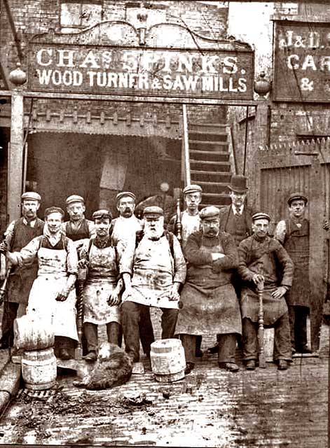 Charles Spinks, Sawmills - 11 men and a dog