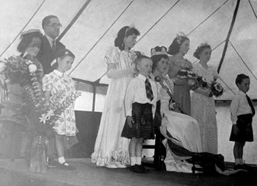 Colinton Gala Queen  -  on stage