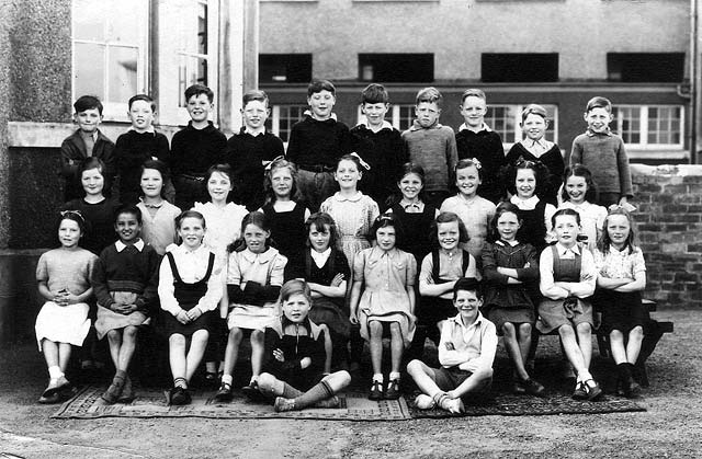 Craigmillar Primary School Class -  1950-51