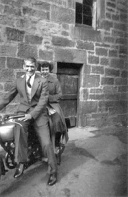 Children at East Thomas Street, Edinburgh, around 1950