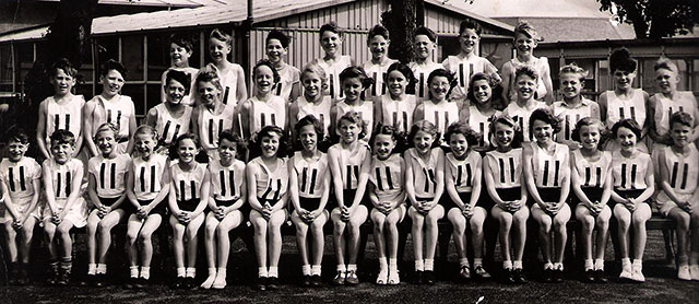 Fernieside Primary School Interscholastic Team  - around 1955