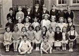 Granton Primary School Class  -  Photo probably taken between 1953 and 1956