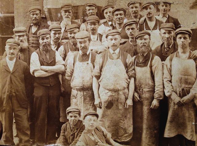 A Gang of Workers from James Gray & Son, Edinburgh - Photo taken around 1880