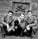 Ian Hastie and friends at Greyfriars Graveyard, 1956