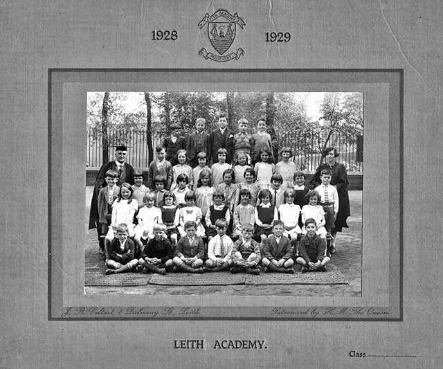 A Leith Academy Class  -  1928-29  -  A photograph by J R Coltart