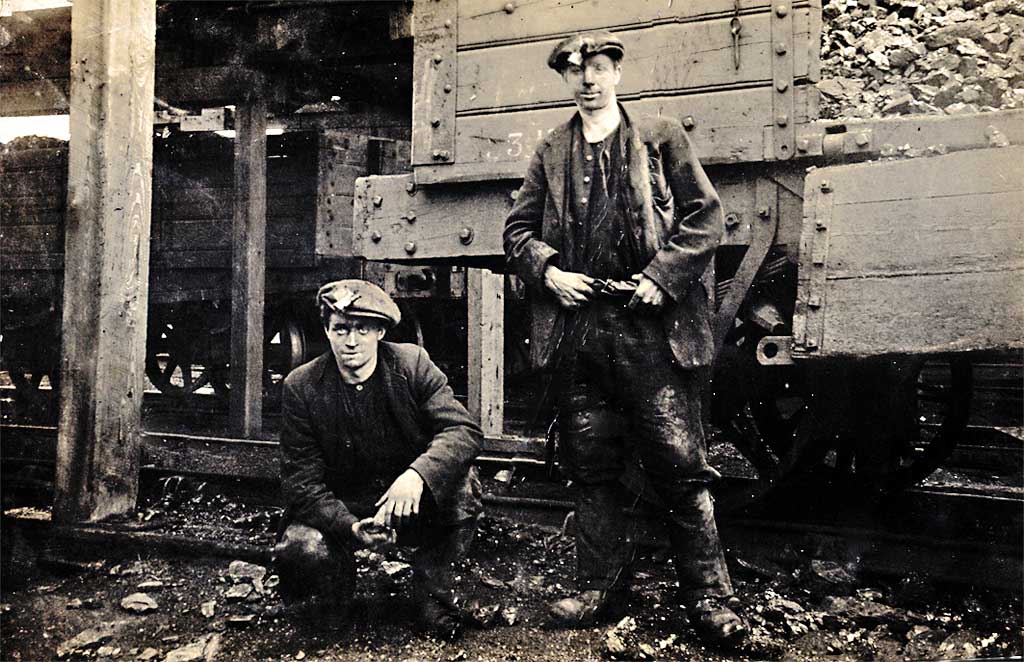 Miners, possibly from near Edinburgh  -  Where and when?