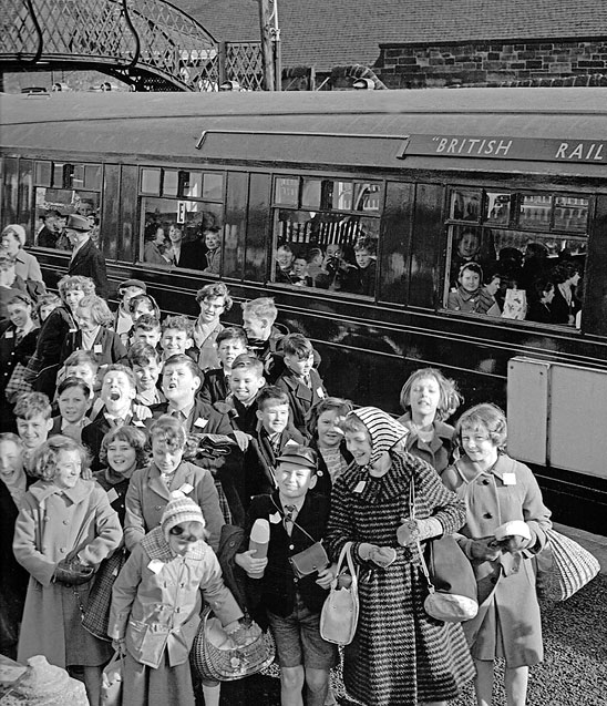 Murrayburn School Rail Outing  -  1961