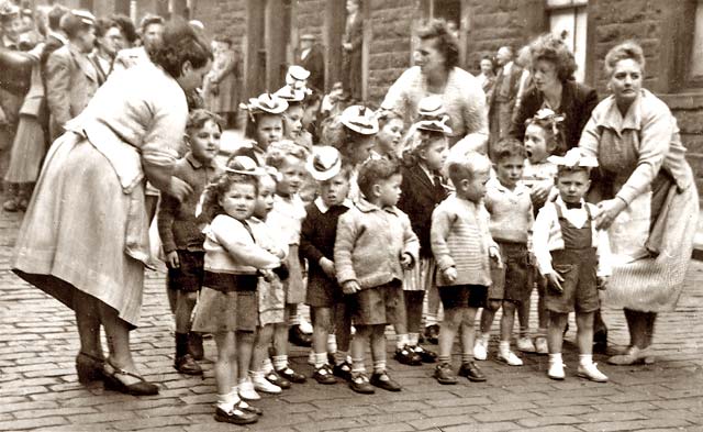 Street Party in Newton Street, Gorgie, 1953