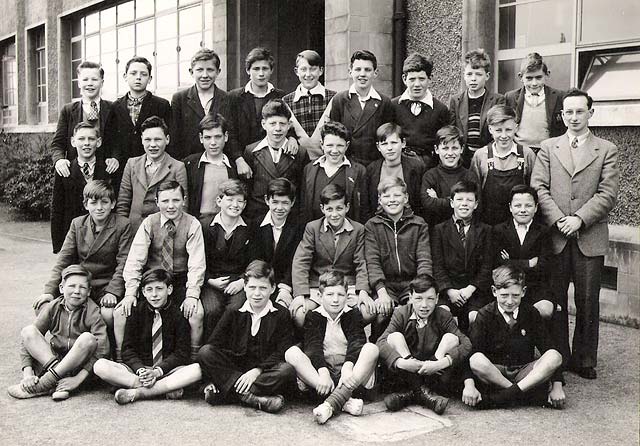 Nidrie Marischal School Class - 1952 or 1953