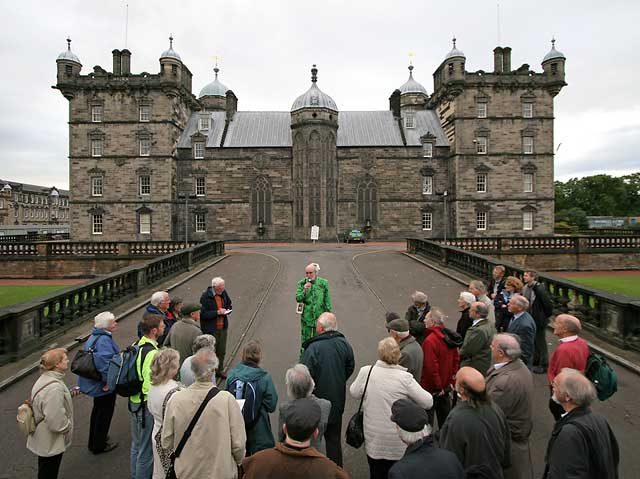 The City Chambers and Courtyard, Edinburgh  -  July 2008