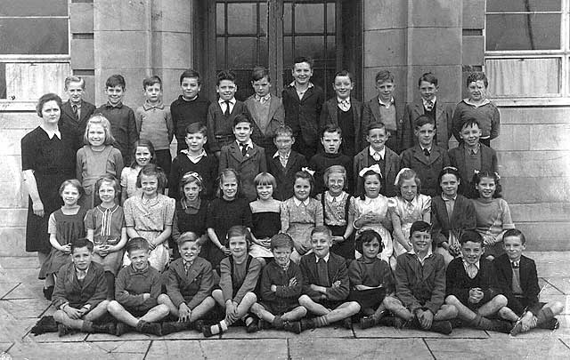 Mrs Hutchison's Class, Peffermill School. 1943-44