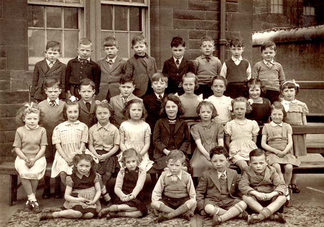 A photograph  by Prophet of a class at Preston Street School around 1950-51