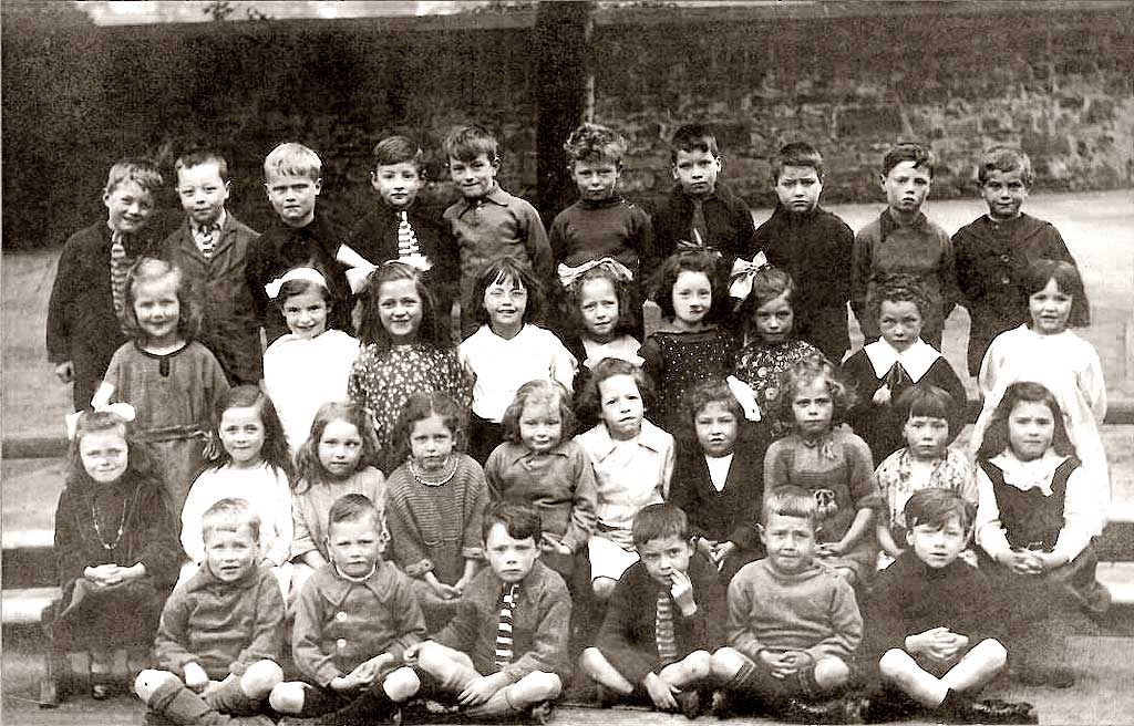 Roseburn Primary School class, 1922